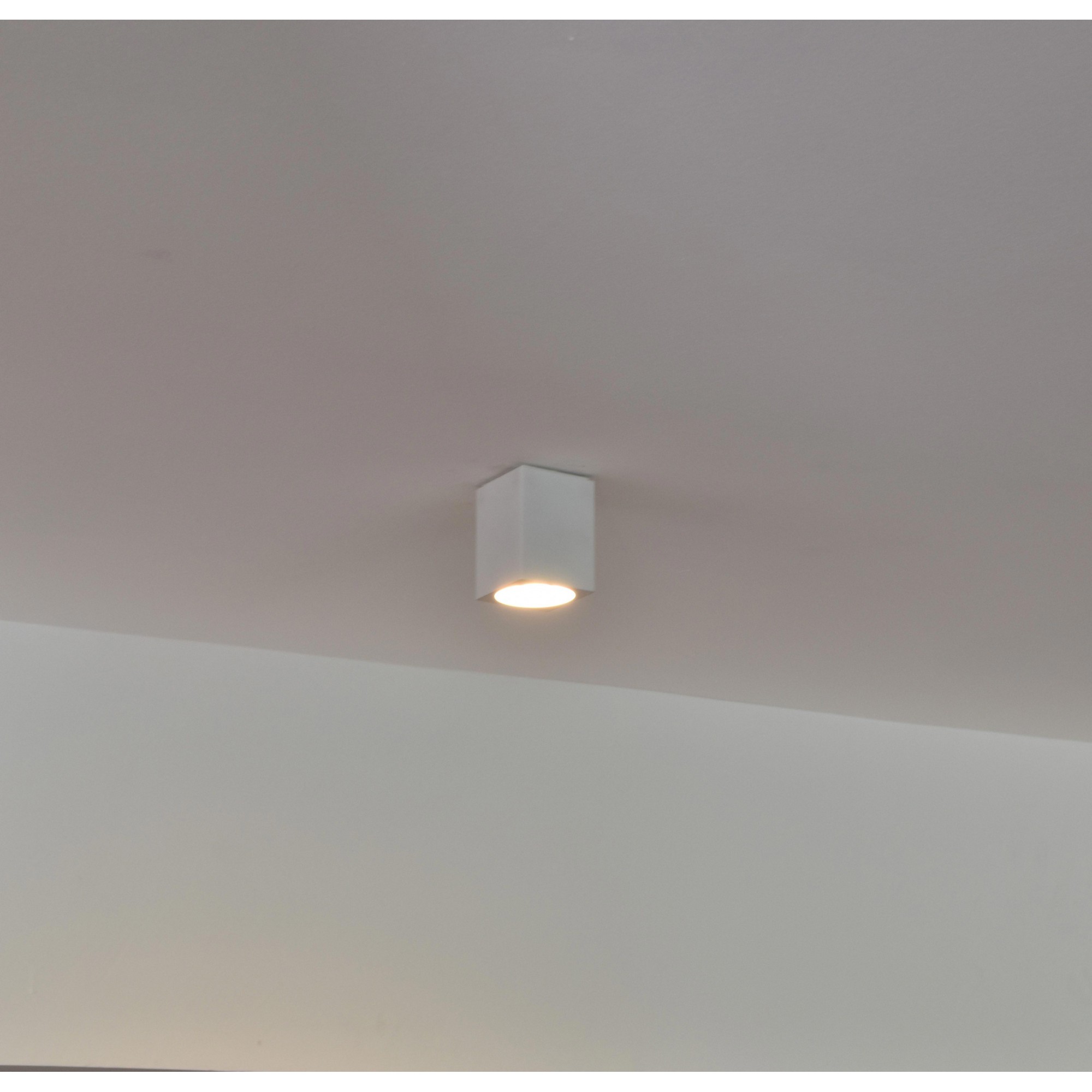 Spot Επιφανείας, Cube