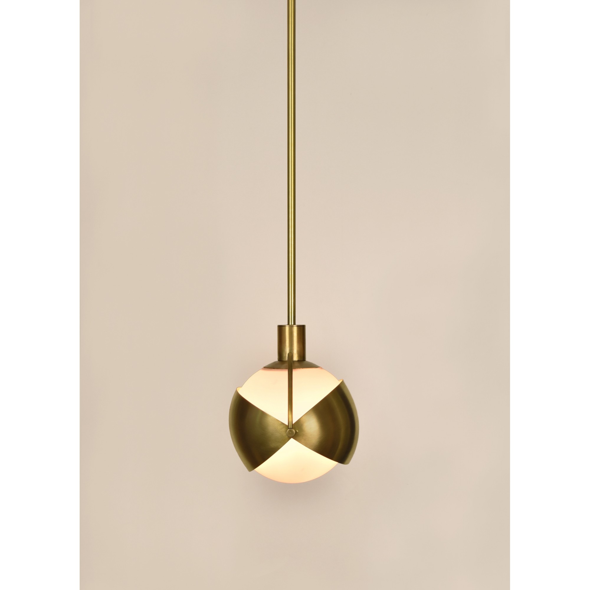 Αναρτώμενο Φωτιστικό, Pakman