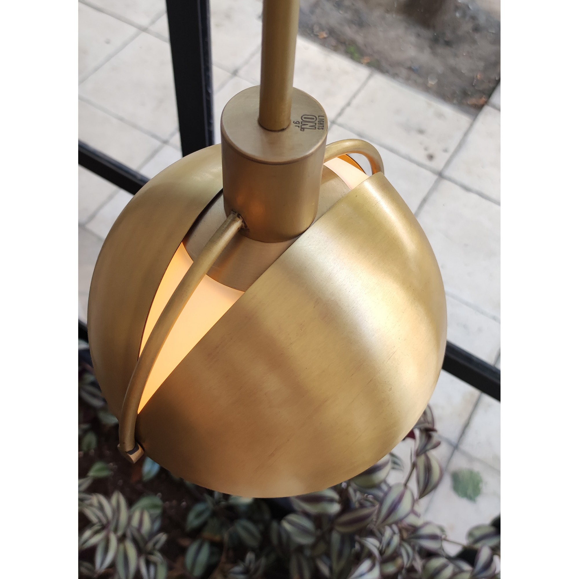 Αναρτώμενο Φωτιστικό, Pakman