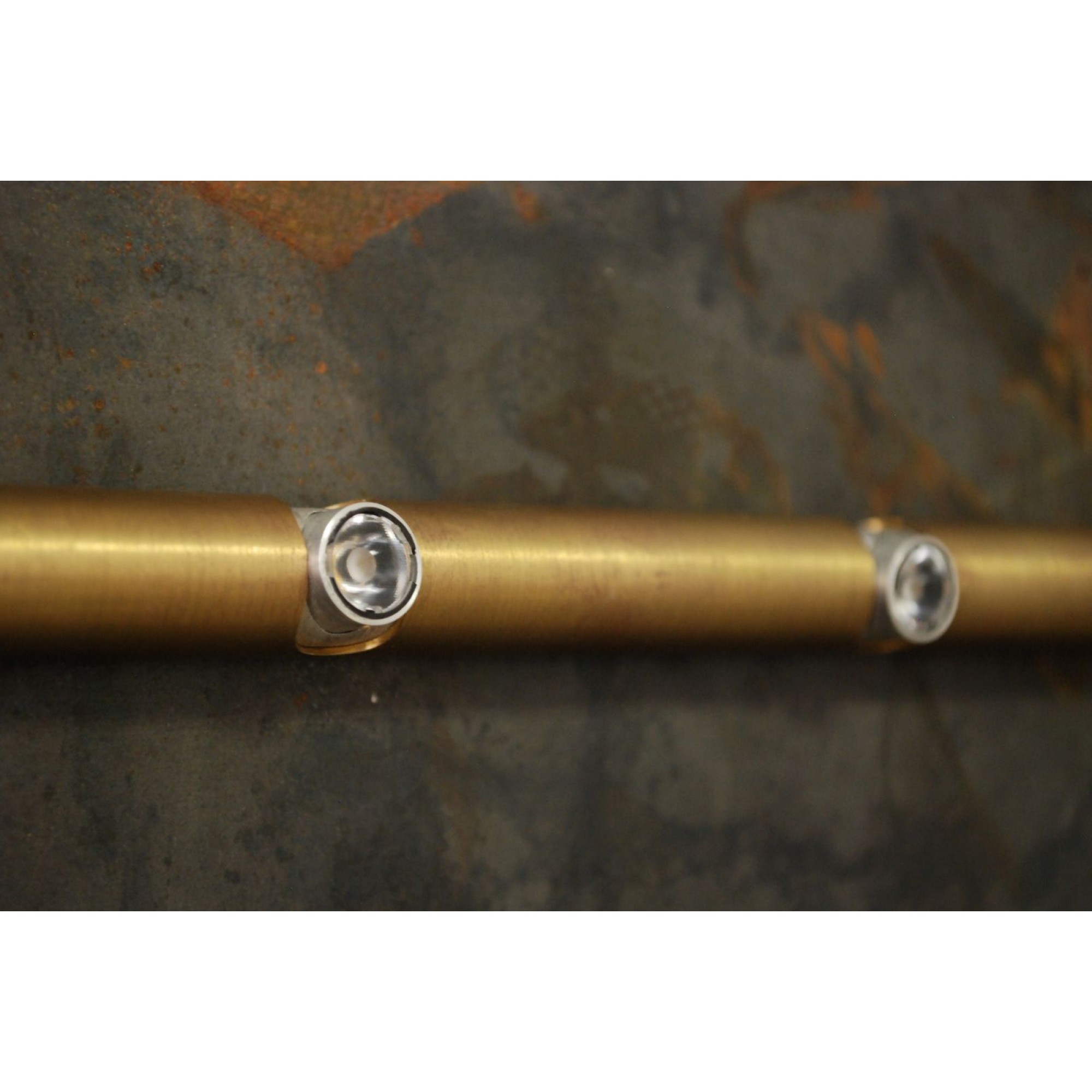 Φωτιστικό Τοίχου έργων τέχνης, Flaouto